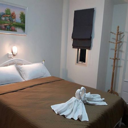 Baan Suan Geb Tawan Hotel Lopburi Kültér fotó