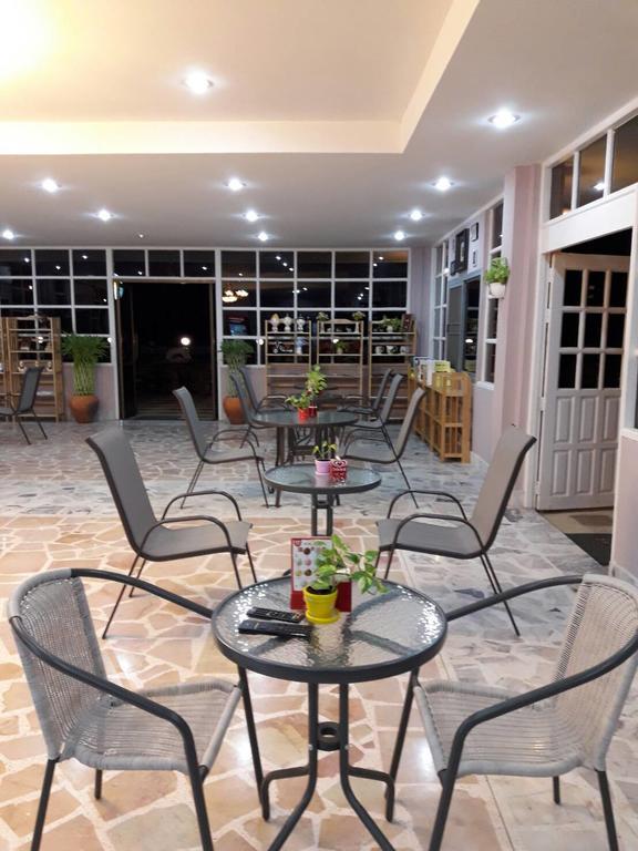Baan Suan Geb Tawan Hotel Lopburi Kültér fotó