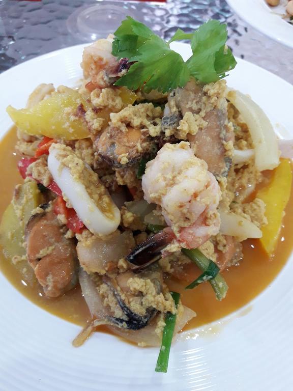 Baan Suan Geb Tawan Hotel Lopburi Kültér fotó